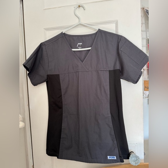 Scrub Top - Picture 5 of 8